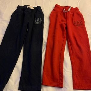 Combo 2 sweatpants for boys.